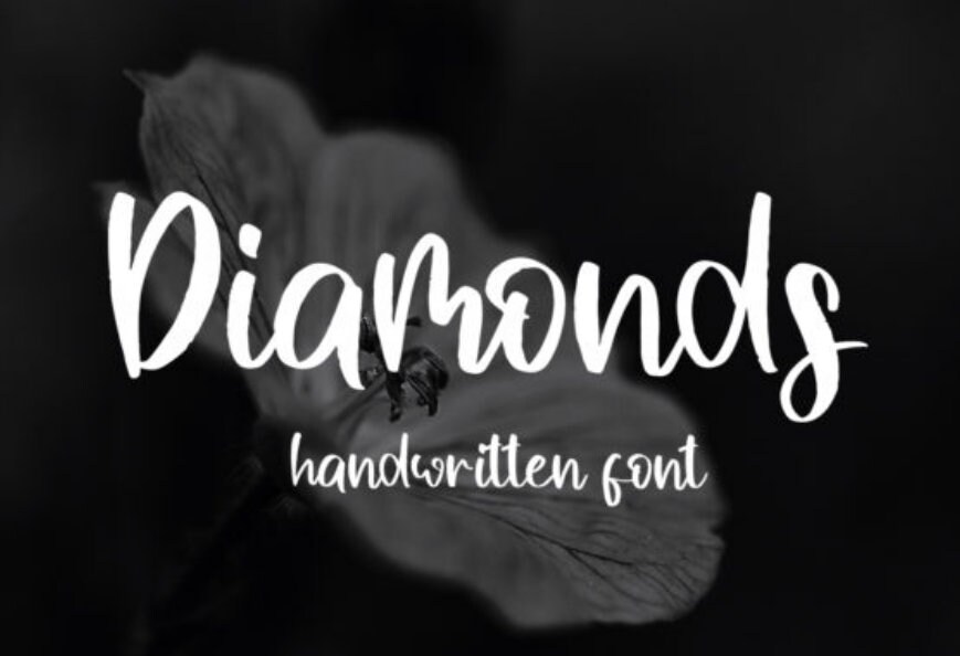 Diamonds スクリプトフォント — ウェディング招待状・ロゴ・Procreateに映える上品な手書きカリグラフィ風セリフ