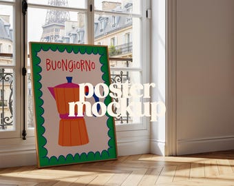 Könnte beinhalten: Ein gerahmtes Poster mit einer farbenfrohen Illustration einer Kaffeemaschine und dem Wort "Buongiorno" in Rot. Das Poster hat einen grünen, wellenförmigen Rand und einen goldenen Rahmen. Der Eiffelturm ist durch das Fenster im Hintergrund zu sehen.