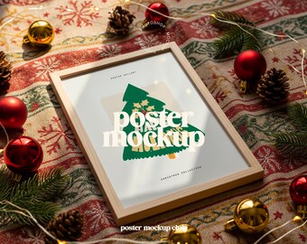 Christmas Frame Mockup, Poster Mockup PSD, Christmas Wall Art Mockup