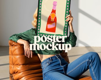Postermodel met persoon, fotolijstmodel, vrouw met postermodel, mockup voor poster, artistiek model, The Poster Club, ISO DIN