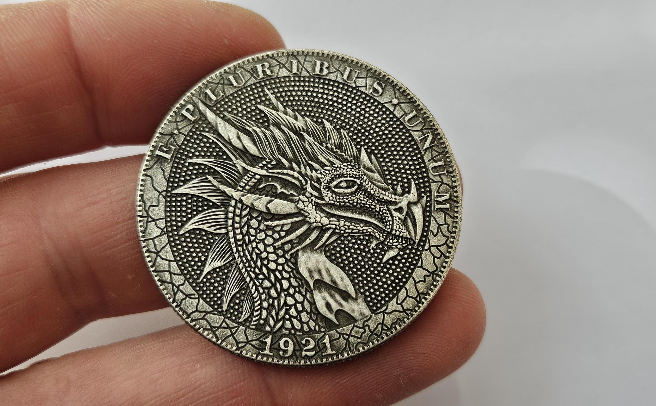 希少な1921年米国モルガンドルコイン（ドラゴン付き）、ギフトコイン