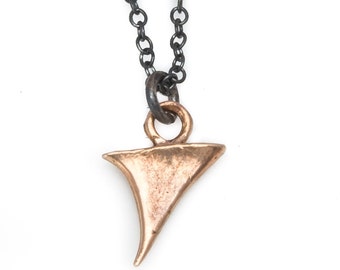 14k Rose or Yellow Gold Thorn Necklace