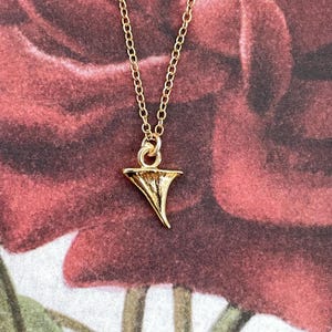 Gold Thorn Necklace | Rose Thorn Necklace | Thorn Jewelry | Dainty Gothic Jewelry
