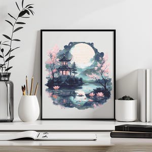 Op de afbeelding: Een digitale schildering van een traditionele Japanse pagode met een volle maan op de achtergrond. De pagode wordt omringd door kersenbloesem bomen en een meer met waterlelies. De scène is geschilderd in zachte, pastelkleuren.