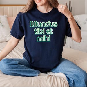 A World Without Caesars Tee, Mundus Sine Caesaribus Shirt, Latin Quote Apparel, Roman History Gift, Ancient Philosophy Tee