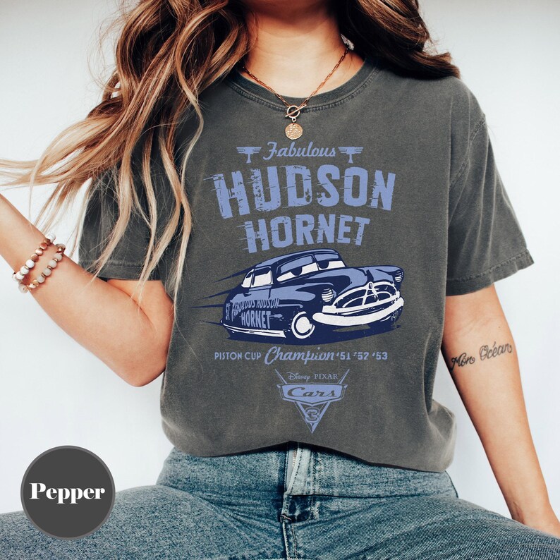 Camiseta vintage de Doc Hudson, el fabuloso Hudson Hornet, camiseta retro de Disney Cars, camiseta de Rayo McQueen 95, regalo de cumpleaños de Cars para niño Pepper/Asphalt