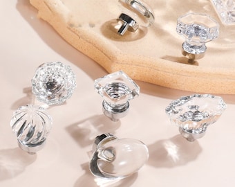 Crystal handles symbolize a variety of meanings,including purity,energy,healing,prosperity,wealth,protection,peace,spirituality and wisdom