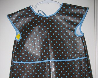 Toddler Plastic with Blue Dots on Brown Apron  SIZE 3T