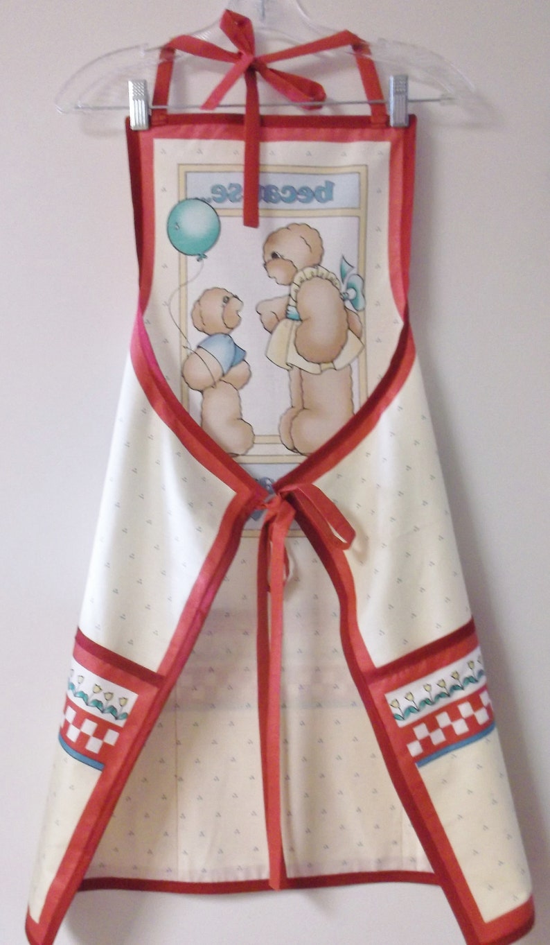 Momma Bear Vintage Daisy Kingdom Bib Apron #2016