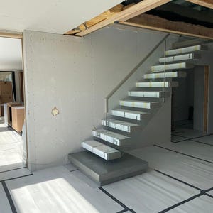 Floating / Cantilever Stairs, Oak treads & glass balustrade, Floating Staircase design