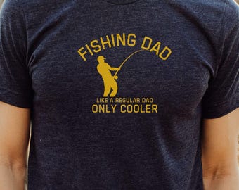 Camiseta de papá pescador, divertida camiseta de pescador, regalo del Día del Padre Pescador, camiseta de pescador, camiseta de viaje de pesca, camiseta de pesca de lubina