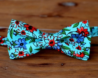 Boys Blue Floral Bow Tie, boy's cotton bow tie, spring wedding bow tie, summer wedding bowtie, toddler tie, childs bow tie, boys bow ties