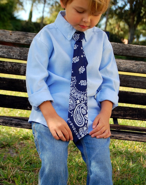 infant neck tie