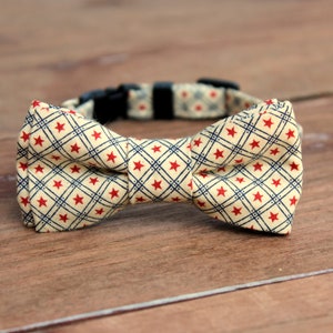 Patriotic cat bow tie and collar, red cream blue stars stripes Independence Day cotton kitten bow tie, adjustable neck strap breakaway clasp