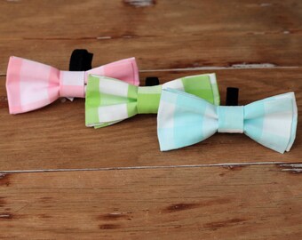 Easter Dog Bow Tie, Dogs Bow Ties for spring, pink blue green gingham puppy bowties, bowtie for dog lover, velcro attaches to collar