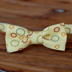 Mens Cotton Bow Tie - Multi color circle print on cream bowtie - pre tied adjustable bow ties - mens bow tie - wedding bow tie