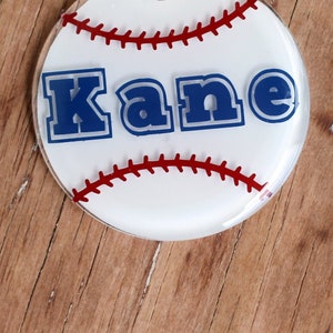 Personalized Name Baseball Keychains, Round Baseball Key Chains, Softball Key Rings, TBall Bag ID, Personalized Gift, ball tag, kids gift Outlined Letters