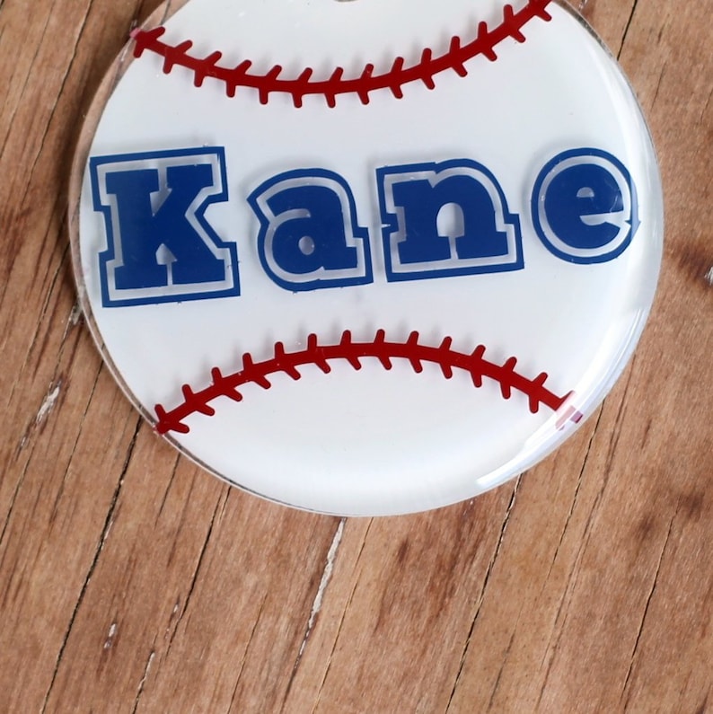 Personalized Name Baseball Keychains, Round Baseball Key Chains, Softball Key Rings, TBall Bag ID, Personalized Gift, ball tag, kids gift Outlined Letters