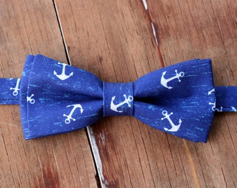 Navy Blue with white anchors bow tie, nautical bow tie for child, cotton pre-tied tie for babies, toddlers, kids, wedding bowtie