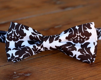 Mens Brown Bow Tie - brown damask cotton tie - mens wedding bow tie - groomsmens ties - bowtie for prom - fathers day bow tie - best man tie