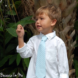 corbata azul de los niños, corbata de algodón del punto blanco azul del niño, corbata del niño bebé niño, corbata del portador del anillo de los niños, corbata de cumpleaños, regalo para
