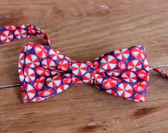 Peppermint candy Christmas bow tie, red white blue holiday bow tie for adults, mens bow tie, teen bowtie, pre-tied and adjustable