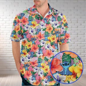 Camisa con botones florales tropicales de Stitch, camisa hawaiana de Disney para hombre y mujer, camisa hawaiana de la película Stitch, camisa de verano con dibujos animados para vacaciones en la playa