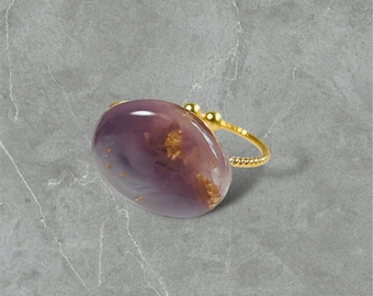 Mineral-style resin ring