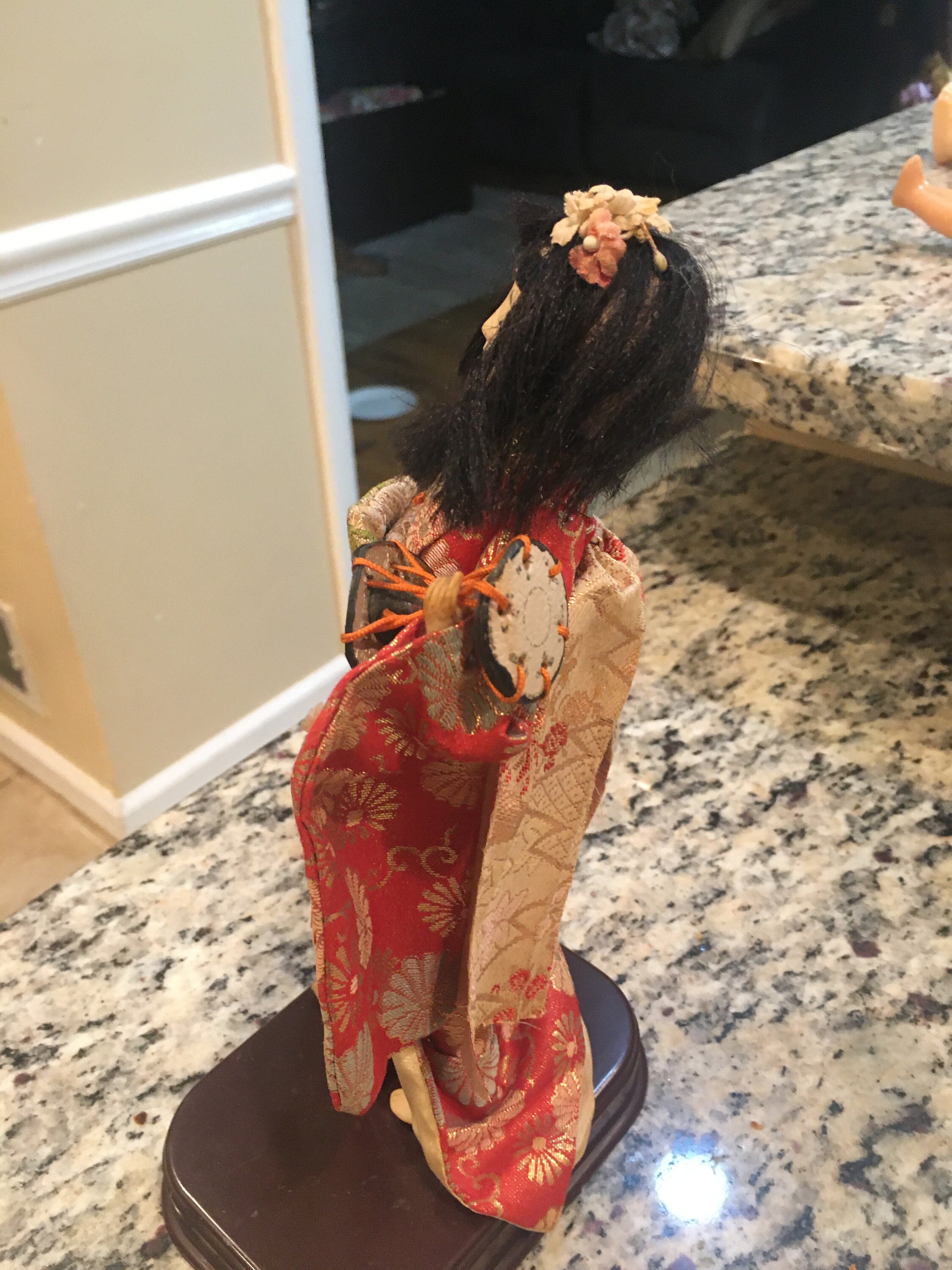 * vintage doll ୨୧ * 陶器製 愛らしい 女の子の フィギュア Amazon.com: jojofuny Japanese Geisha Kimono Doll - Porcelain