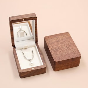Personalized Jewelry Box, Wedding Necklace Box, Wooden Necklace Box, Custom Necklace Box with Mirror, Wedding for Women, Anniversary Gift