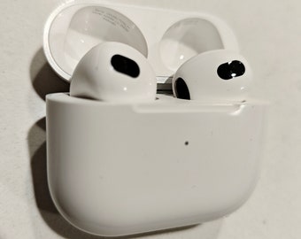 Apple AirPods (3rd generation) Bluetooth Wireless Earphone Charging Case White | Free Shipping | 3 Months Warranty | Fast Delivery