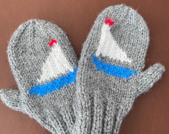 Sailboat mittens, hand knit, gray, size 4
