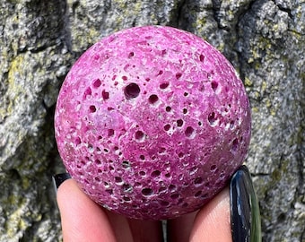 Large Honeycomb Ruby Sphere | Ultraviolet Reactive | Clear Stand