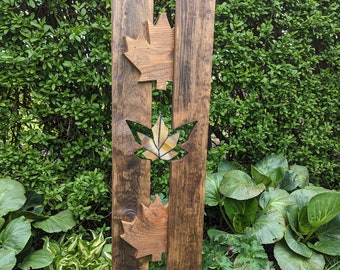 Gartendeko Gartenstecker Glas und Holz • Gartenstele Holzstele  mit Holzblätter für Garten draußen