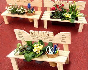 Personalized wooden flower bench with engraving – various designs – gift for mom & grandma on their 70th birthday – Mother's Day, retirement bench