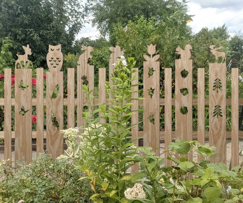 Deko Zaun - Zaunbrett, Zaunelement mit Tiere Motiv aus Holz ( Zaun Deko , Zaundeko , Gartenzaun, Holzzaun )