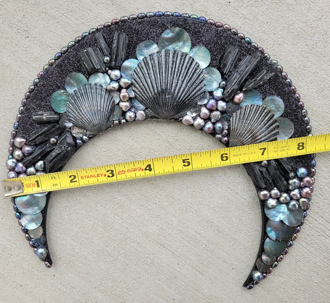Handmade OOAK Seashell and Mother of Pearl Mosaic Crescent Moon Altar ...
