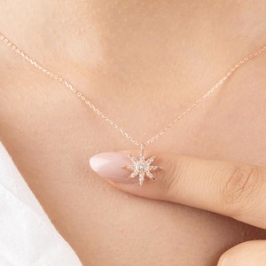 14k Gold Stern Anhänger Halskette, Diamant Nordstern Halskette, zierliche Starburst Halskette, himmlischen Schmuck, Brautjungfer Geschenk Geburtstagsgeschenk Sie