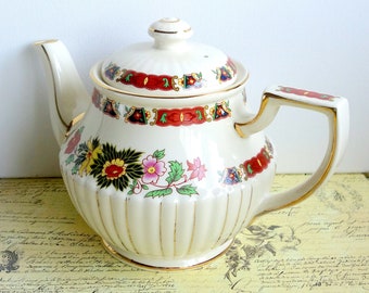 James Sadler Vintage Teapot, Floral Patterned China with Gold Accents, Retro Afternoon Tea or Kitchen Display, Tea Lover Gift