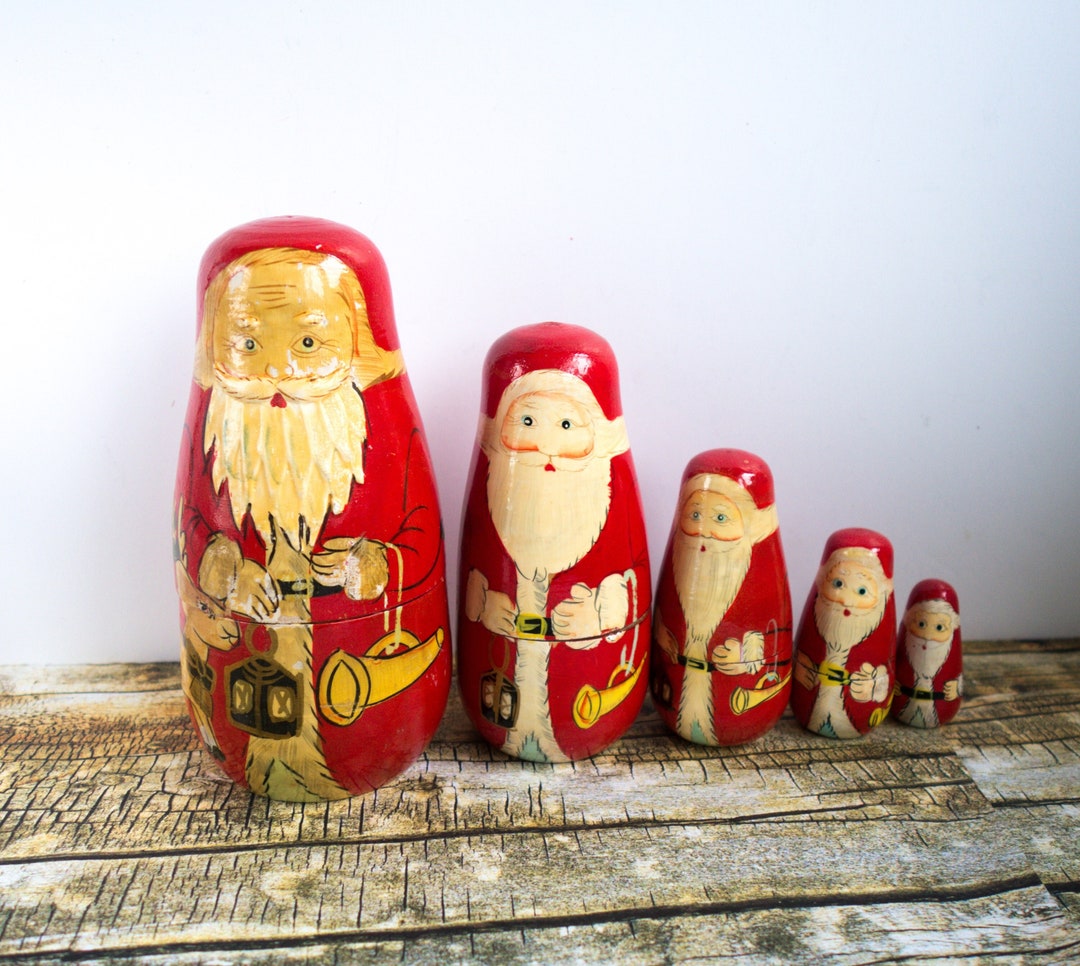 Father Christmas Nesting Dolls Set of 5 Vintage Santas Etsy UK