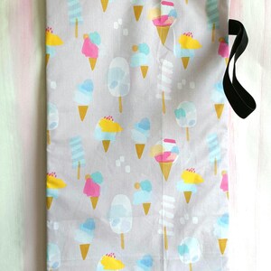 Eistüten XL Nasstasche,Wetbag, wasserabweisend, Sportbeutel,Kita,Windeltasche,Blumen Unikat,Bonbon