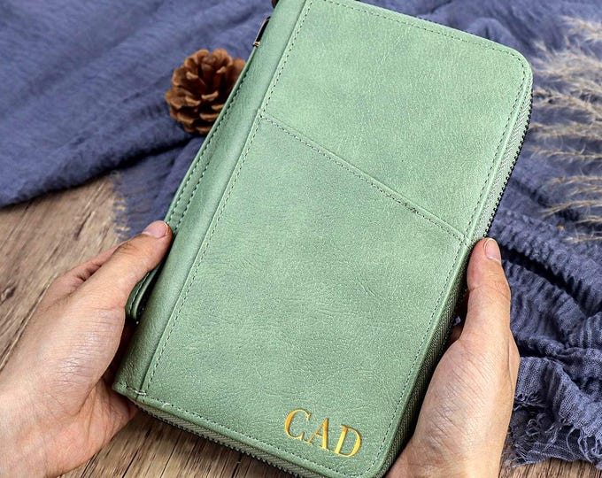 Personalized Family Travel Passport Wallet with 5 Passport Holder, Family Passport Holder, Passport Cover, Travel Gift for Men and Women