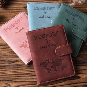 Housse de passeport personnalisée, monogramme, nom gravé de la housse de passeport, porte-passeport en cuir, cadeau de mariage de demoiselle d'honneur de garçon d'honneur, portefeuille passeport