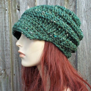 Handstrickmütze mit Krempe, Grobstrickmütze, Damenmütze, Wintermütze, Strickmütze, Strickmütze, Swirl Mütze mit Schirm, Grünkohl