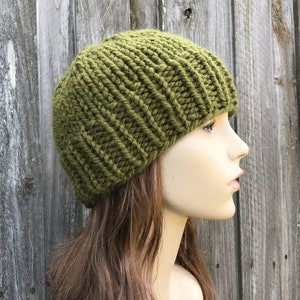 Grobstrick-Mütze, Damenmütze, Herrenmütze, Wintermütze, Beanie, Strickmütze, Strickmütze in Cilantro Grün