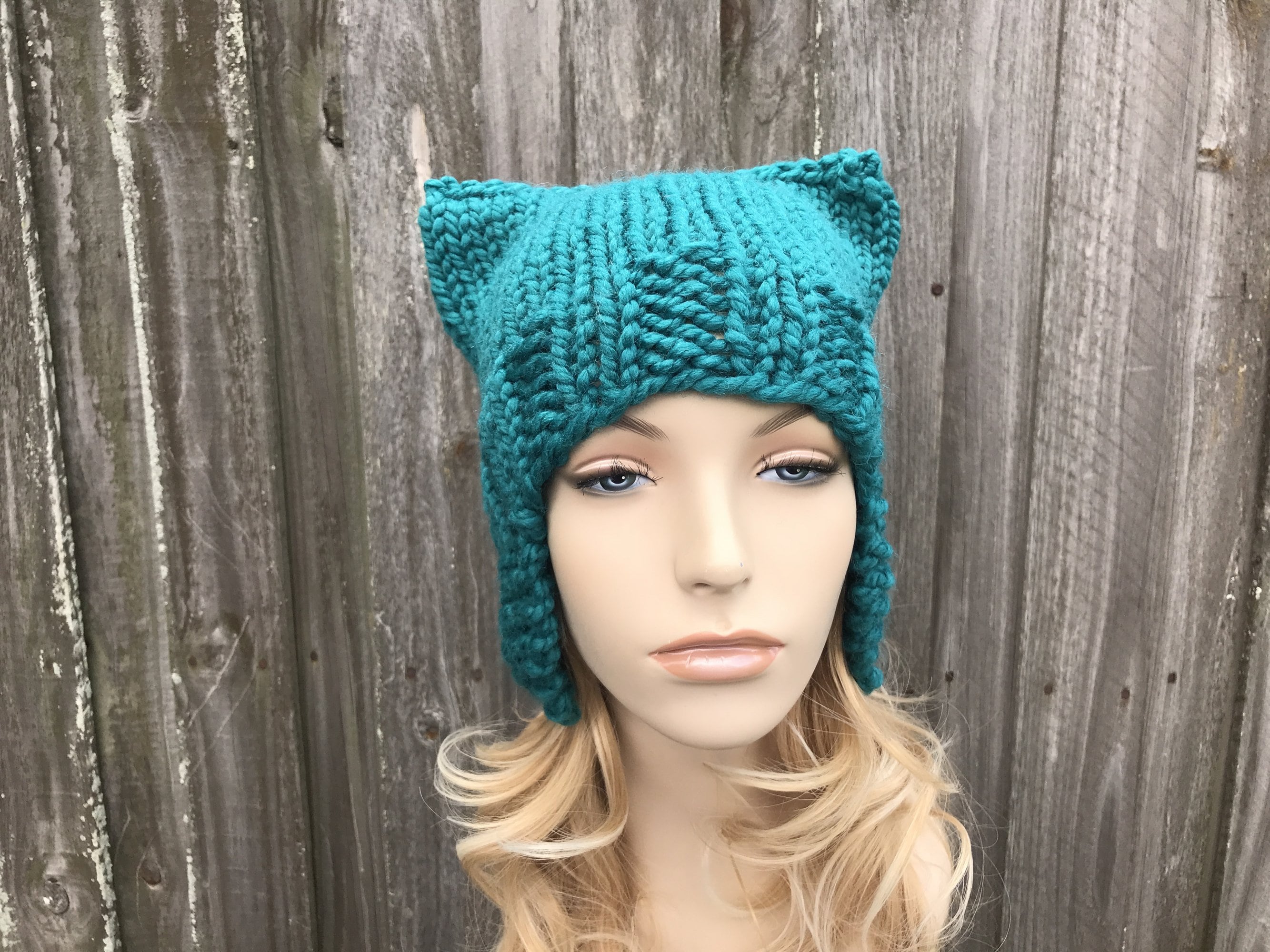 Cat Eat Hat, Ear Flap Hat, Chunky Knit Hat, Cat Hat, Pussyhat