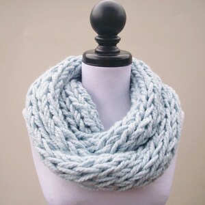 Instant Download Knitting PATTERN Infinity Scarf Knitting Pattern Polar Infinity Scarf Chunky Scarf Womens Accessories image 4