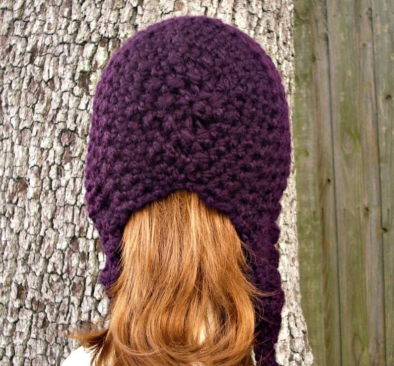 Bonnet crocheté femme Bonnet femme crocheté à capuche Bonnet au crochet violet aubergine Bonnet violet à capuche femme image 5