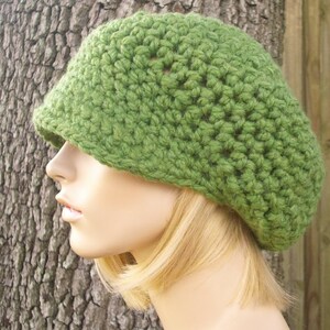 Chunky Crochet Hat, Womens Hat, Mens Hat, Winter Hat, Newsboy Cap, Newsboy Hat, Crochet Cap, Crochet Beanie, Grass Green image 1