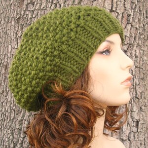 Slouchy Knit Beret, Chunky Knit Hat, Womens Hat, Mens Hat, Winter Hat, Knit Beanie, Knit Cap, Seed Beret, Cilantro Green